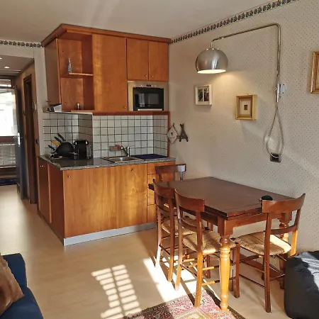 Appartamento Hostdomus - Guglielmo Terrace